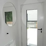 Waldblick - Neubau - Self-check-in - Kein Verkehr - Am Wald - Parkplaetze Vor Tuer - Or Double Apartman *