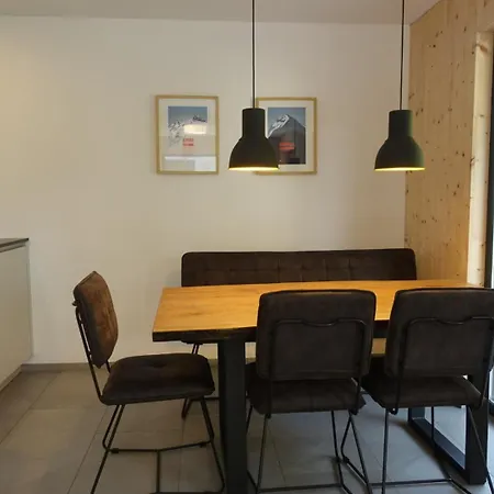 Appartement Waldblick - Neubau - Self-check-in - Kein Verkehr - Am Wald - Parkplaetze Vor Tuer - Or Double Innsbruck
