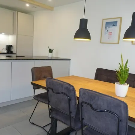 Waldblick - Neubau - Self-check-in - Kein Verkehr - Am Wald - Parkplaetze Vor Tuer - Or Double * Ίνσμπρουκ