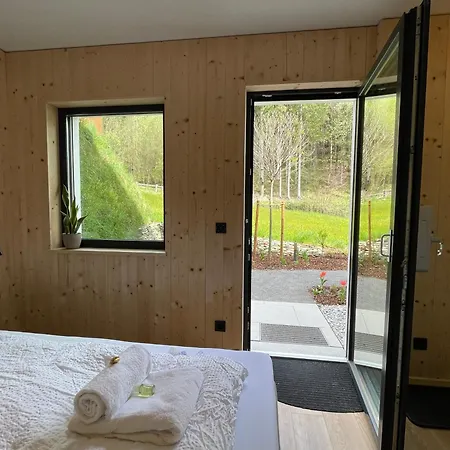 Waldblick - Neubau - Self-check-in - Kein Verkehr - Am Wald - Parkplaetze Vor Tuer - Or Double Appartement *