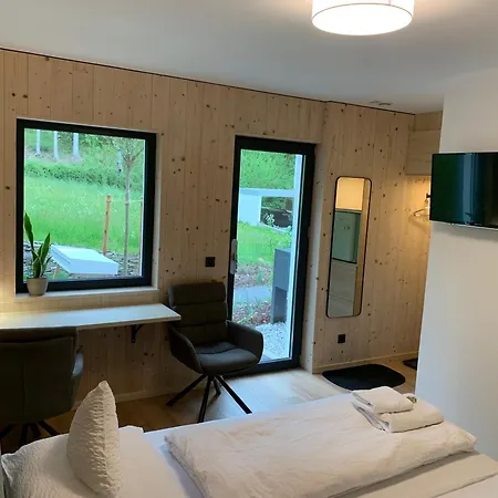 Appartement Waldblick - Neubau - Self-check-in - Kein Verkehr - Am Wald - Parkplaetze Vor Tuer - Or Double *