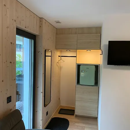 Waldblick - Neubau - Self-check-in - Kein Verkehr - Am Wald - Parkplätze Vor Tür - Or Double